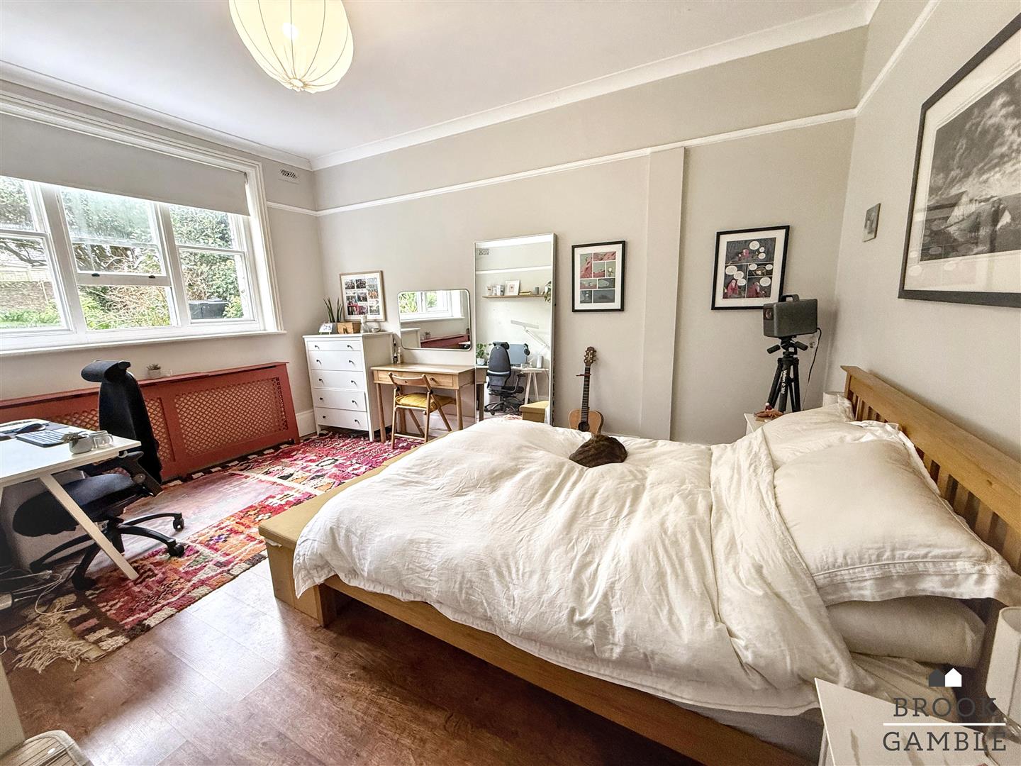 2 Bedroom Apartment. 9 Upper Avenue in Eastbourne,  12